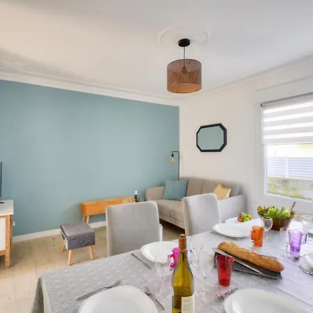 400m De La - Maison Pour 6 Personnes Guilvinec