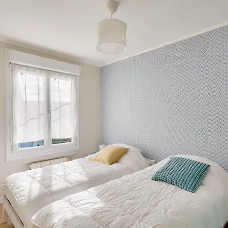 400m De La - Maison Pour 6 Personnes * Guilvinec